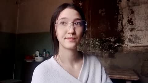 Snapshot of elouisevallian chatting on 05/25/26, 03:12 Elara online show from 05/25/26, 03:12
