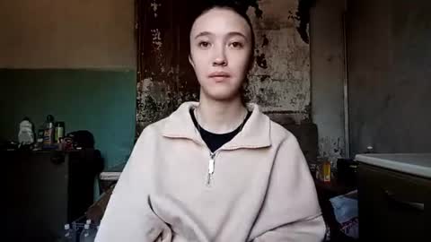 Snapshot of elouisevallian chatting on 06/11/26, 02:53 Elara online show from 06/11/26, 02:53