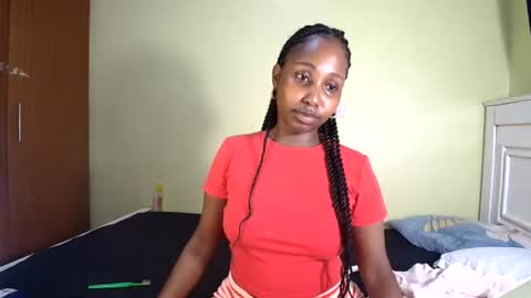 ELOWENA online show from 07/10/26, 07:01