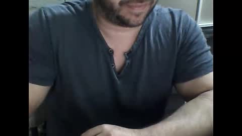 Snapshot of elpeladilla chatting on 01/25/25, 01:54 elpeladilla online show from 01/25/25, 01:54