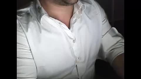 elpeladilla online show from 11/08/25, 03:50