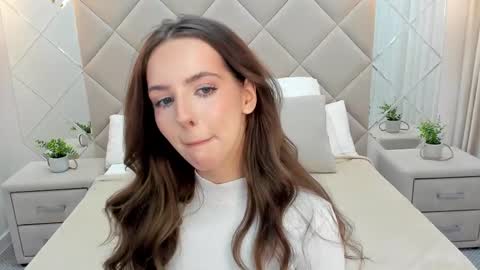 Snapshot of elsa_carterr chatting on 03/04/25, 09:29 elsa_carterr online show from 03/04/25, 09:29