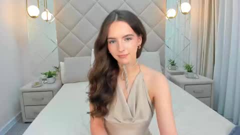 Snapshot of elsa_carterr chatting on 03/07/25, 10:24 elsa_carterr online show from 03/07/25, 10:24