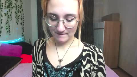 Elsa  online show from 12/23/24, 02:56