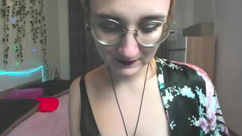 Elsa  online show from 12/26/24, 02:55