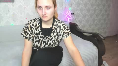 Elsa  online show from 03/06/25, 11:25