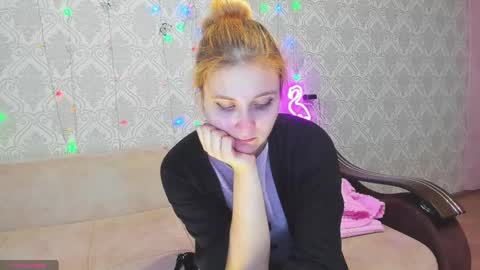 Elsa  online show from 03/12/25, 09:34