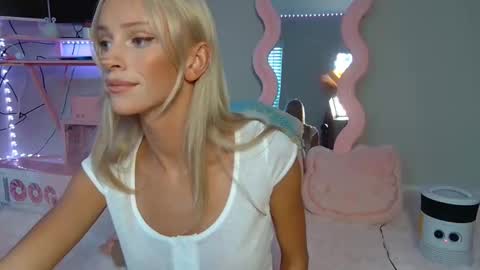 elsa_may online show from 06/10/26, 12:00