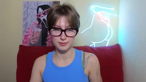 Snapshot of elsaangel chatting on 09/30/25, 02:05 elsaangel online show from 09/30/25, 02:05