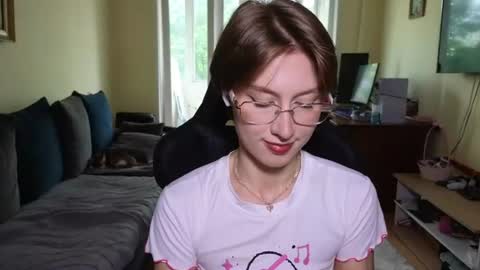 elsaangel online show from 06/12/26, 06:01