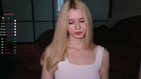 elsa online show from 10/28/25, 10:52