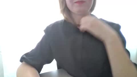 ElsaMartinez online show from 09/26/25, 09:57