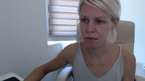 elssa_rush online show from 09/21/25, 10:50