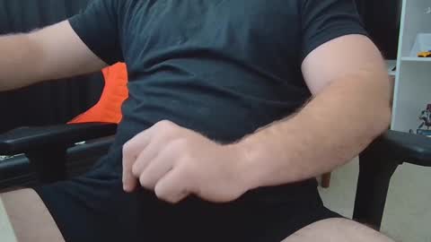 Snapshot of eltanke2206 chatting on 10/22/25, 05:02 alexgarg online show from 10/22/25, 05:02