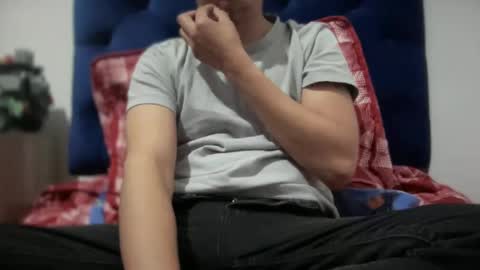 Snapshot of elvergudo0 chatting on 11/15/25, 06:55 Diego online show from 11/15/25, 06:55