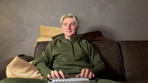 Elvin Vaenight online show from 11/19/25, 10:54