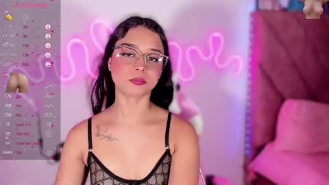 Snapshot of ely_w1 chatting on 09/22/25, 10:12 ely_w1 online show from 09/22/25, 10:12