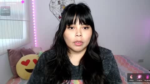 Snapshot of elymoon chatting on 06/03/26, 10:37 Ely online show from 06/03/26, 10:37