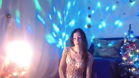 Snapshot of elysasun chatting on 12/04/25, 07:11 Elisa online show from 12/04/25, 07:11