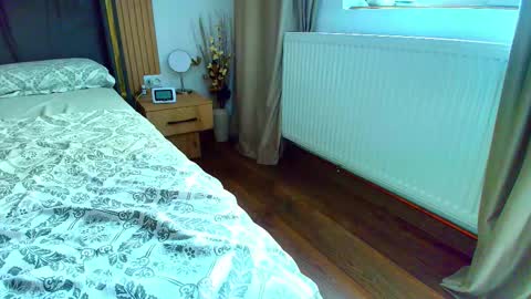 Ely online show from 10/09/25, 07:17