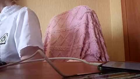 Elza Kom online show from 10/02/25, 03:24