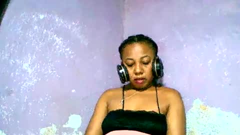ema900845 online show from 02/22/25, 09:45