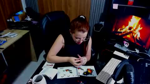 Snapshot of ema_04 chatting on 05/08/26, 03:34 Estefany Martinez Acua INSTAGRAM ema 04oficial online show from 05/08/26, 03:34
