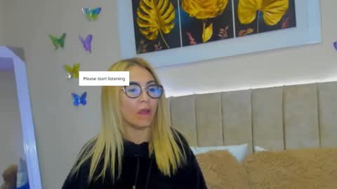 Snapshot of ema_garciaa chatting on 09/23/25, 02:42 ema garcia online show from 09/23/25, 02:42