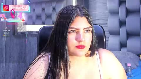 Snapshot of ema_grey1 chatting on 10/01/25, 05:52 ema_grey1 online show from 10/01/25, 05:52