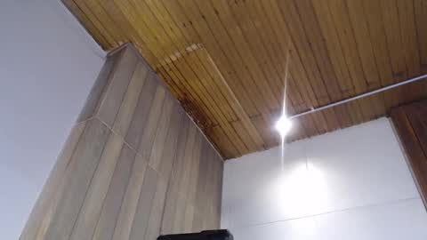 Ema  online show from 10/05/25, 09:02