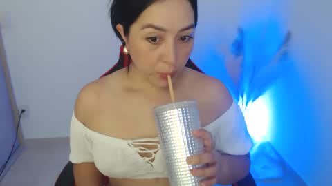 Snapshot of emacop chatting on 09/29/25, 12:32 SAMANTA online show from 09/29/25, 12:32