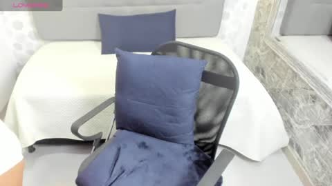 emahills__axelrose online show from 09/13/25, 10:31