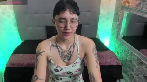 emahills__axelrose online show from 09/27/25, 01:21