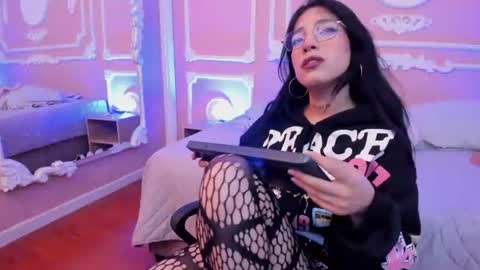 Emma online show from 06/20/26, 03:42