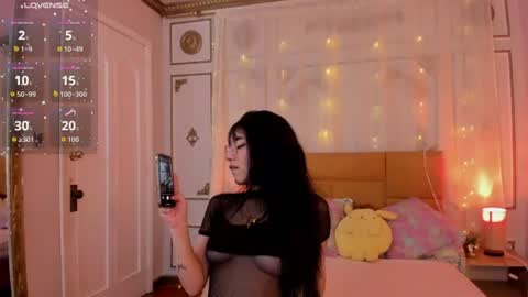 Emma online show from 07/10/26, 03:55