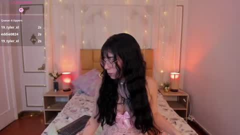 Emma online show from 07/28/26, 03:24