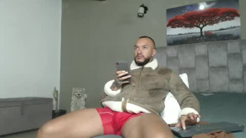 Snapshot of emanuelspencer chatting on 02/10/26, 11:47 emanuelspencer online show from 02/10/26, 11:47