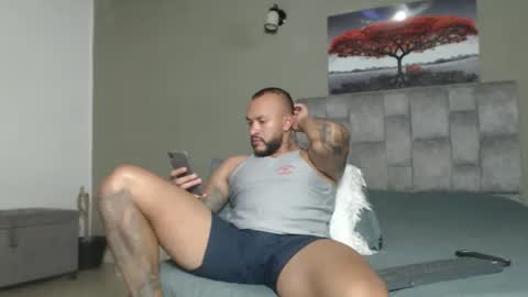 Snapshot of emanuelspencer chatting on 02/21/26, 08:15 emanuelspencer online show from 02/21/26, 08:15