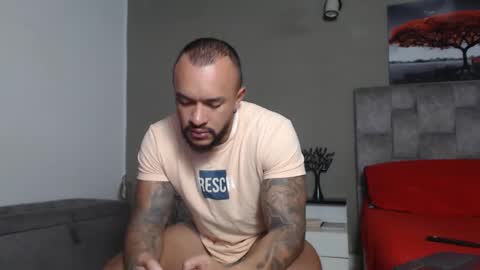 Snapshot of emanuelspencer chatting on 02/26/26, 05:06 emanuelspencer online show from 02/26/26, 05:06