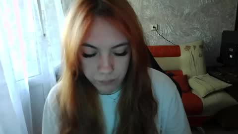 Snapshot of ember__fox chatting on 05/05/26, 11:40 ember__fox online show from 05/05/26, 11:40