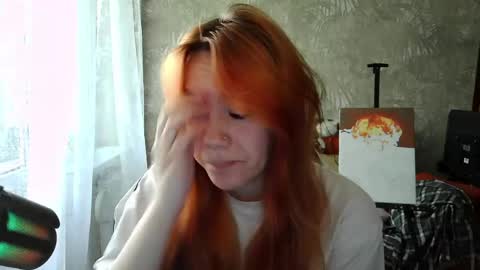 Snapshot of ember__fox chatting on 05/26/26, 07:26 ember__fox online show from 05/26/26, 07:26