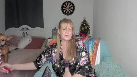 Ember Pheonixxx online show from 12/30/24, 04:31