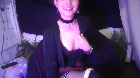 Ellie online show from 12/03/24, 01:30