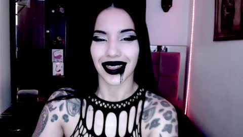 Emerald Black online show from 12/20/24, 10:27