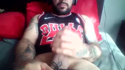 Snapshot of emecuatro20 chatting on 10/11/25, 07:23 emecuatro20 online show from 10/11/25, 07:23