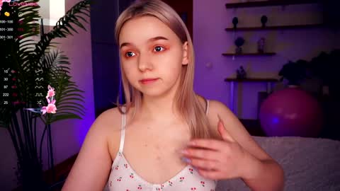 Rose-day Lora-night online show from 01/20/25, 10:37
