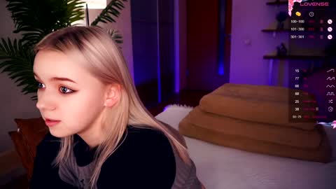 Rose-day Lora-night online show from 01/21/25, 10:41