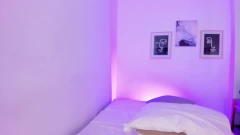 emelie_89 online show from 01/07/25, 02:51