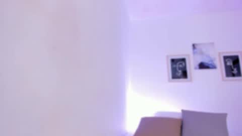 emelie_89 online show from 09/24/25, 11:35