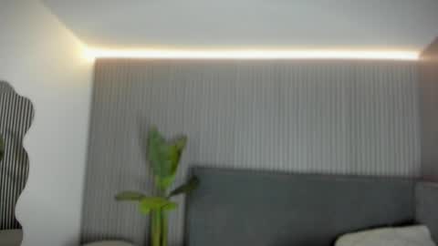 emelie_89 online show from 05/14/26, 11:39